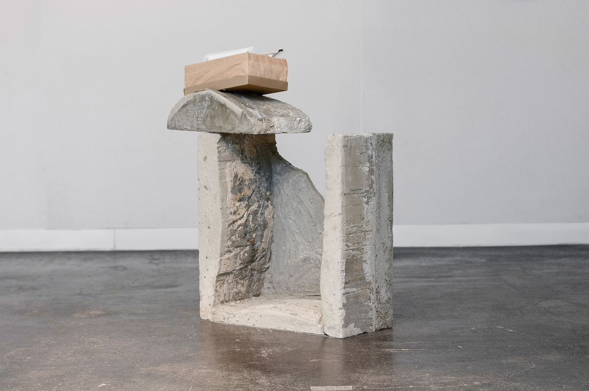 Sara Al Haddad, i am sorry, i am overwhelming, 2014-2017, installation view at Bayn: the In-Between, Warehouse421, AD, 2017 - Image courtesy of Marwah Al Haddad